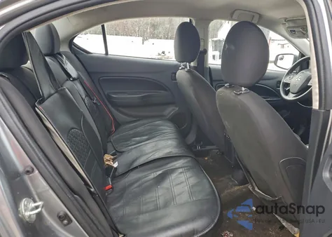 2018 Mitsubishi Mirage G4 Es z USA, uszkodzony, nr VIN ML32F3FJ4JHF14693